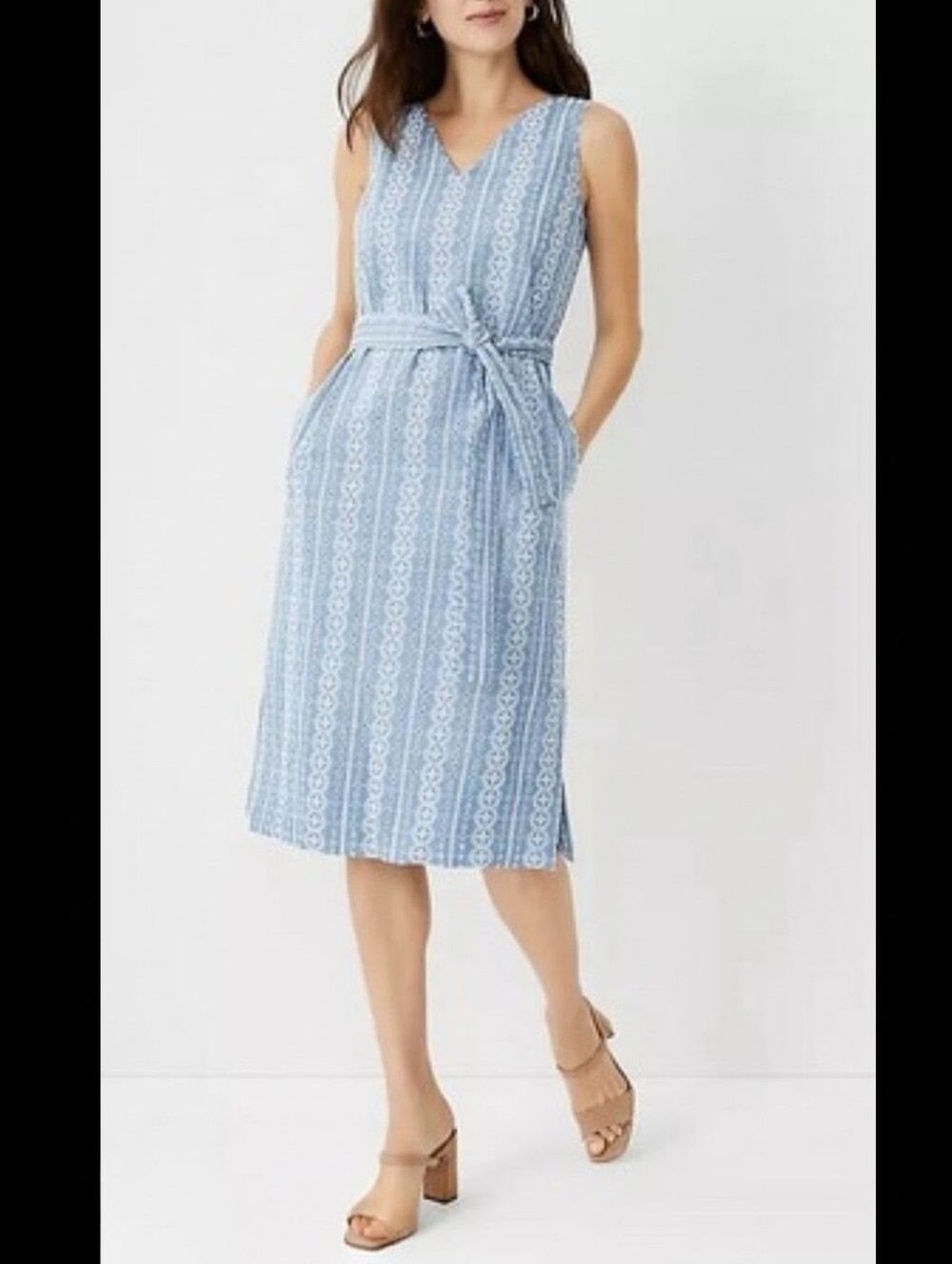 Ann Taylor Women's Embroidered Chambray V-Neck Midi Dress Blue White Size 12 NWT